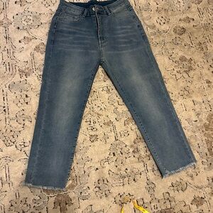 Woman’s Jean capris size medium